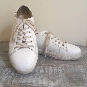 Nine West leather sneaker